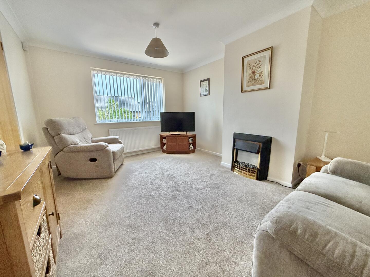 2 bed property in Merritts Way, Redruth